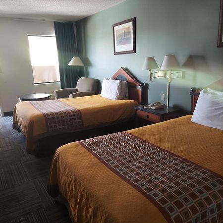 Shelaine Inn Jeffersonville Екстер'єр фото