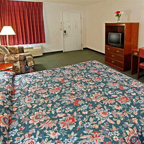 Shelaine Inn Jeffersonville Екстер'єр фото