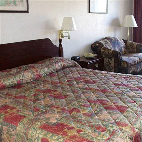 Shelaine Inn Jeffersonville Екстер'єр фото