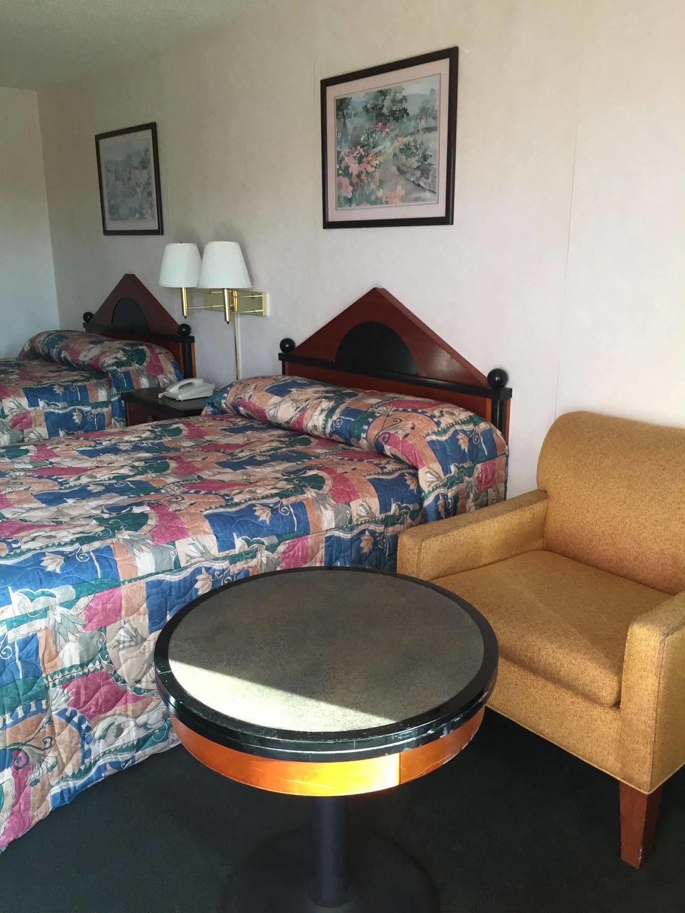 Shelaine Inn Jeffersonville Екстер'єр фото