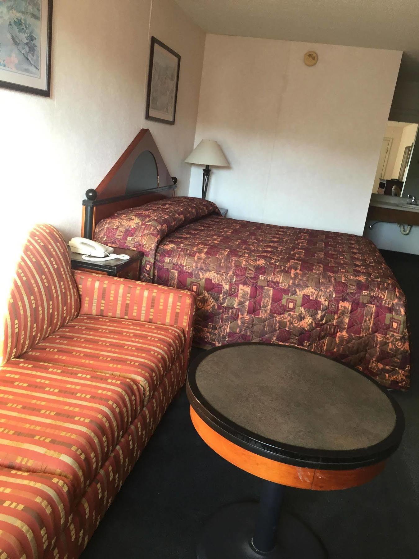 Shelaine Inn Jeffersonville Екстер'єр фото